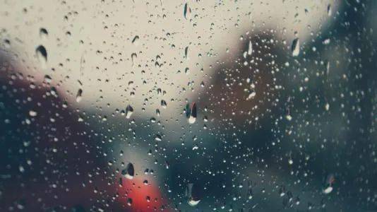 多云转小雨的日子，气象变化与生活的点滴